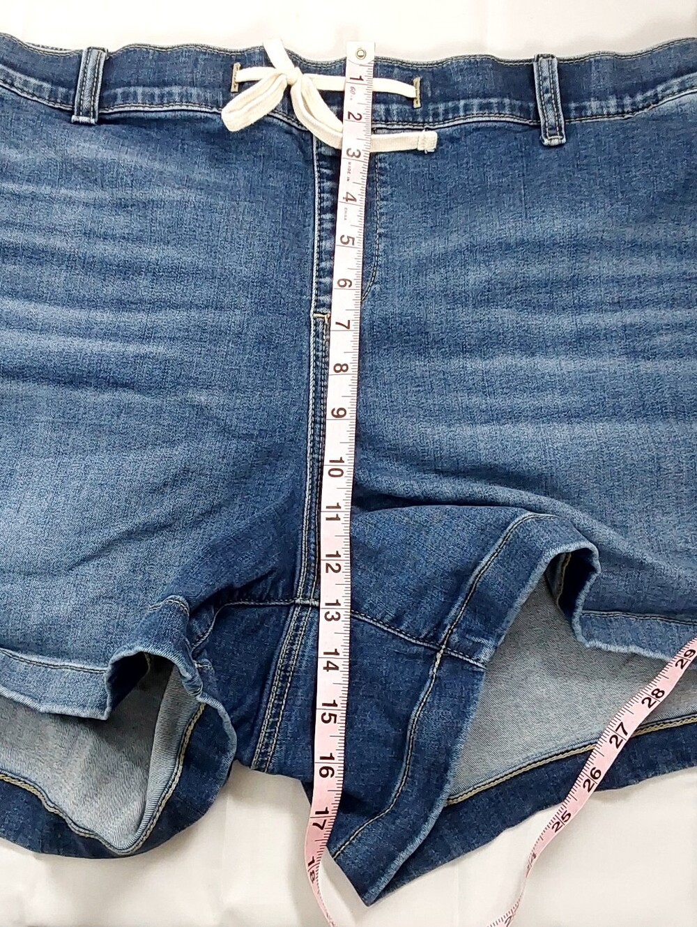 Torrid 3.5'' Weekend Mid-Rise Short - Picture 10 of 10